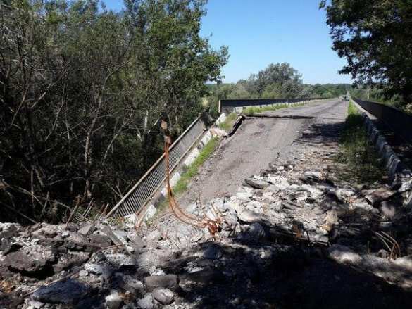 Идут ожесточенные бои на направлении Ильичевка-Закотное  | Русская весна