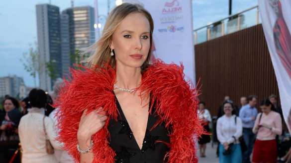 Экс-жена бывшего депутата Госдумы предложила запретить вход в рестораны «нищебродам» (ФОТО, ВИДЕО) | Русская весна