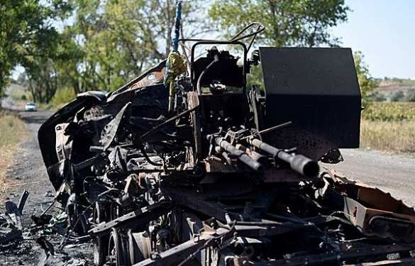 «Эту ложь ФСБ о тысяче погибших возле Иловайска отправьте в Кремль и не пачкайте нашу армию!», — Порошенко (добавлено фото/видео) | Русская весна