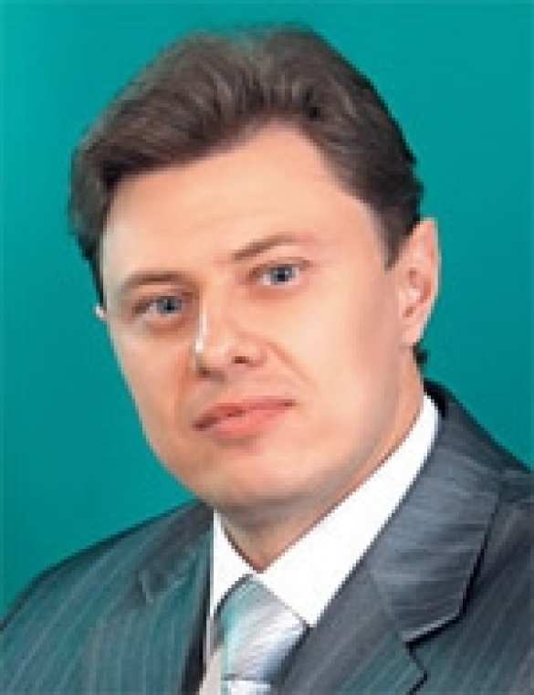 Луганский предприниматель оплатил работу патронного завода Все для фронта, все для победы: луганский врач оплатил боеприпасы для ополчения | Русская весна