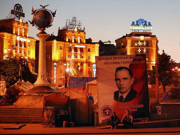 В Киеве появилась остановка «Проспект Бандеры»  | Русская весна
