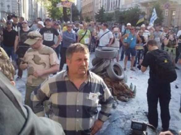 Десятки протестующих остались ночевать под Радой | Русская весна