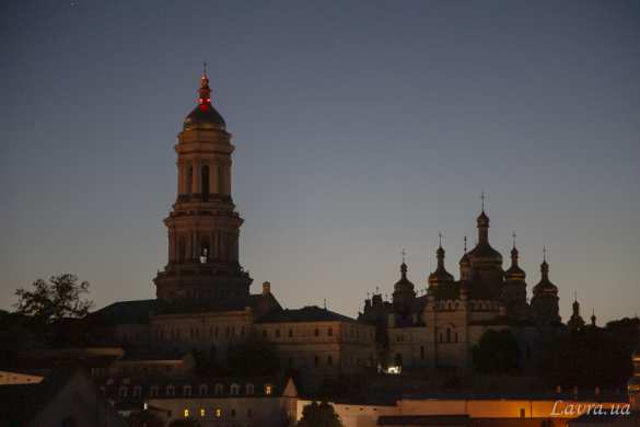 Силовики ворвались в Киево-Печерскую лавру (ВИДЕО) | Русская весна