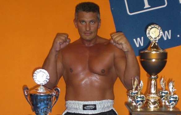 Герой Кельна: славянский кик-боксёр спас женщин в ночь изнасилований, избив толпу мигрантов (ФОТО) | Русская весна