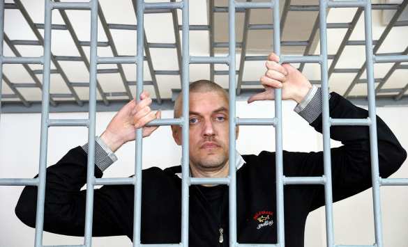 Украинский неонацист, воевавший в Чечне, после российской психбольницы стал «как ребенок», — Amnesty International | Русская весна