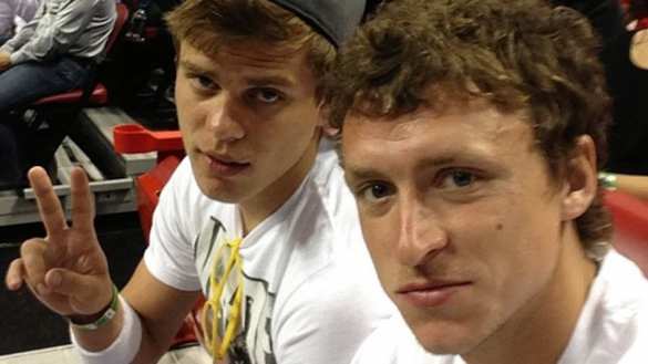 «Это интервью?» — МВД обнародовало кадры допроса Мамаева и Кокорина (ВИДЕО) | Русская весна