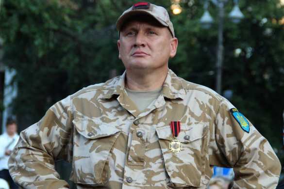 Главарь украинских нацистов обещает громить российские учреждения и хочет «перегрызть горло» Медведчуку | Русская весна