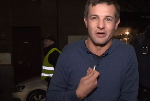 «Я контуженный! У меня справка есть!»: Пьяный замкомандира карательного батальона бросался на полицейских в центре Киева (ВИДЕО) | Русская весна