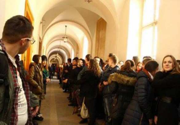«Студенческая свобода» Одессы призывает доносить на учителей и преподавателей, критикующих власть Украины (ВИДЕО) | Русская весна