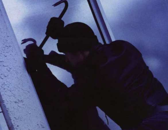 ​Это Украина: полицейские украли у вора 42 млн гривен | Русская весна