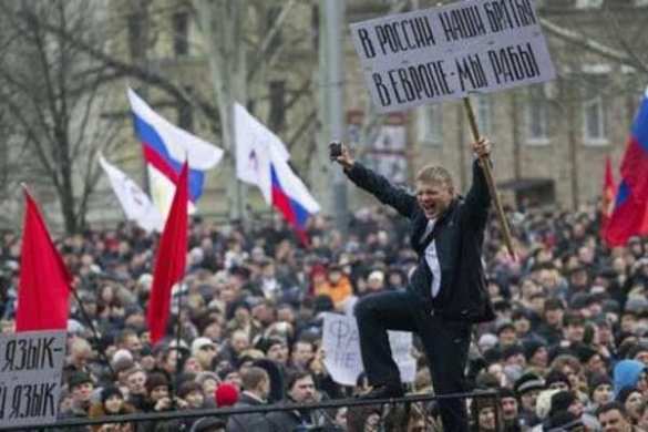 «Правый сектор» предлагал своими силами выбить «вежливых людей» из здания ВС Крыма и развязать на полуострове войну | Русская весна