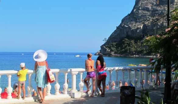 Аксёнов рассказал о рекордном числе туристов, посетивших Крым | Русская весна