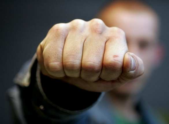 Скандал в Польше: пожарный избил украинских детей | Русская весна