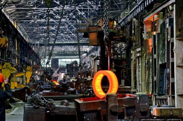 «Донецкгормаш» к концу ноября запустит самый мощный в ДНР кузнечно-прессовый цех | Русская весна