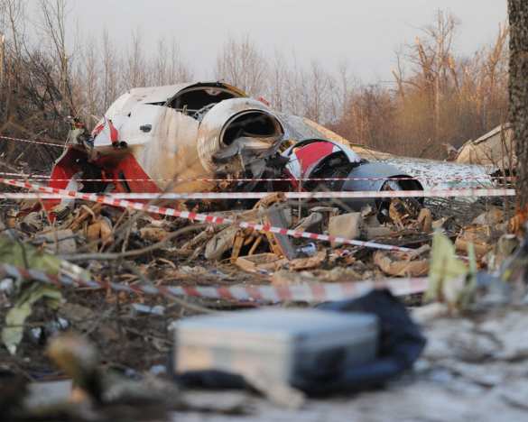На обломках самолета Качиньского присутствуют «следы тротила», — польские СМИ | Русская весна