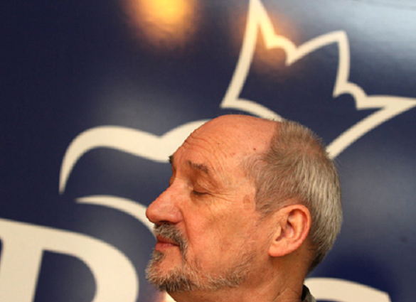 Министр глобус пропил? Как Польша будет «останавливать российскую агрессию» одним батальоном | Русская весна