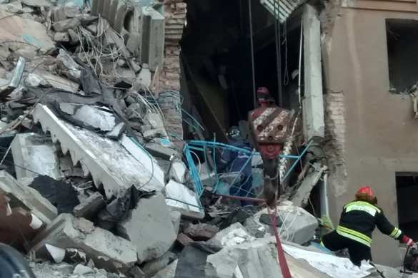 «Еле успели выскочить»: спасшиеся жильцы рухнувшего в Магнитогорске дома рассказывают о случившемся (ФОТО, ВИДЕО) | Русская весна