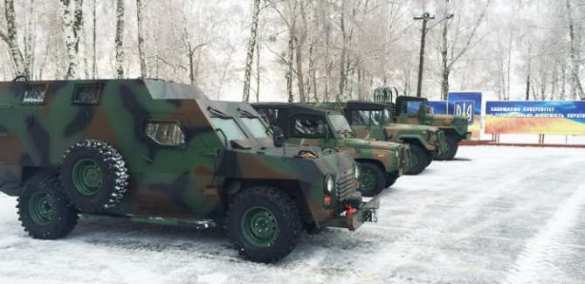 Военный обзор: украинская армия маневрирует, усиливает боеспособность и выжидает момент для атаки Донбасса | Русская весна