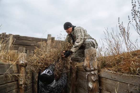 ВСУ активизировались на позициях у Песок: сводка с Донбасса | Русская весна