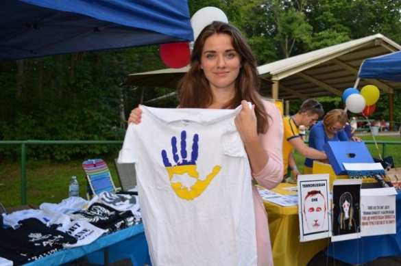 Порошенко «подарил» 26-летней фаворитке Саакашвили одесскую таможню (ВИДЕО) | Русская весна