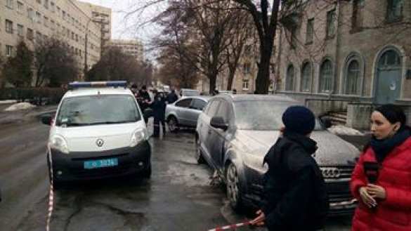 В Киеве взорвали машину адвоката, защищающего подозреваемых в убийстве Бузины (ФОТО) | Русская весна