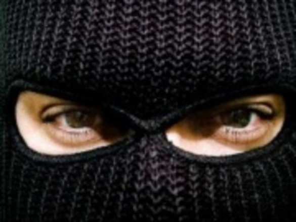 В Киеве бойцы нацгвардии избили и ограбили человека | Русская весна