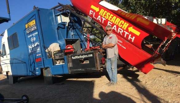 «Безумец» против науки: американский пенсионер пытается запустить ракету и доказать теорию плоской земли (ФОТО) | Русская весна