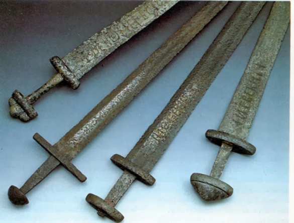 Ни пяди врагу: Украина просит Эстонию не отдавать России ржавый меч эпохи викингов | Русская весна