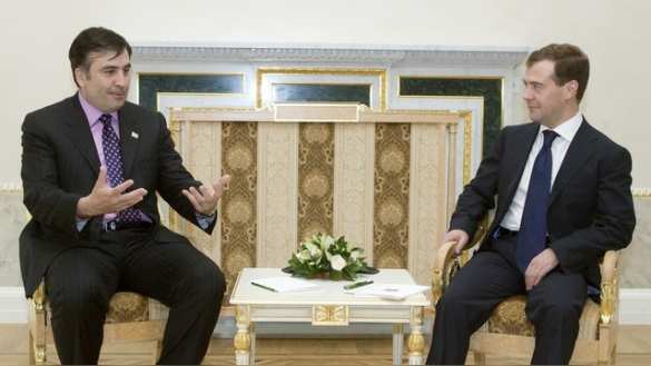 «Этот пассажир опять обгадился», — Медведев о Саакашвили (+ВИДЕО) | Русская весна