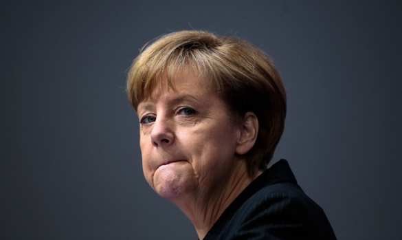 «Меркель нарушила клятву канцлера, разрешив АНБ шпионить за немцами», — Spiegel | Русская весна