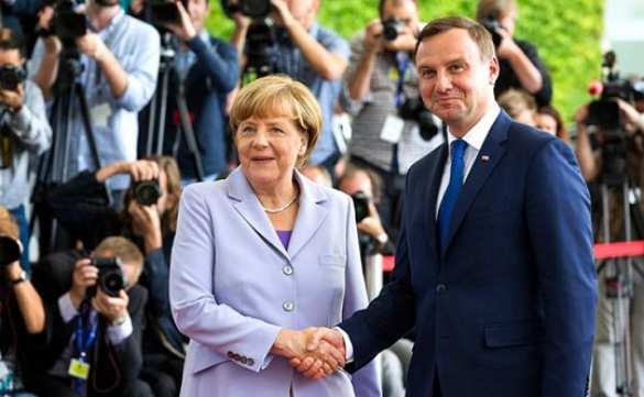 Вчерашний друг — почему Германия и Польша ополчились друг на друга (ФОТО) | Русская весна