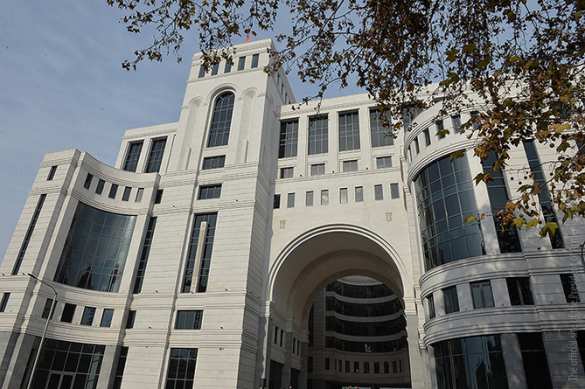 Захватчикам МВД в Ереване дали полчаса, чтобы сдаться | Русская весна