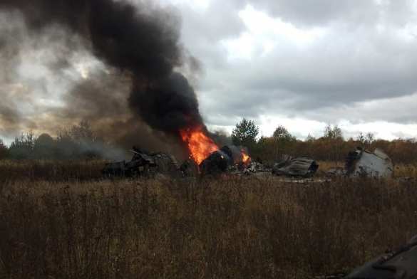 Уничтоженный украинский МиГ-29 на аэродроме Кульбакино (ФОТО) | Русская весна