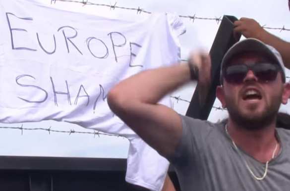 Мигранты против ЕС. Крики: «Позор Европе» у закрытых границ Венгрии (ВИДЕО) | Русская весна
