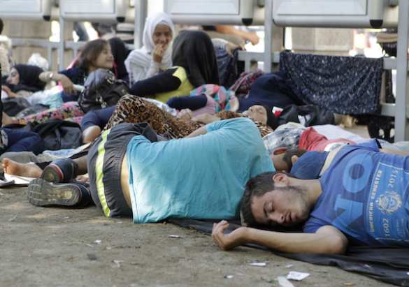 Мигранты в Европе Австралия планирует переселить незаконных мигрантов в Киргизию | Русская весна