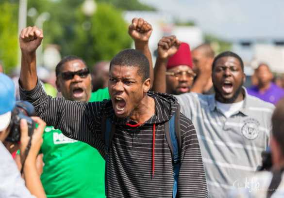 В США захотели штрафовать уклоняющихся от депортации мигрантов | Русская весна