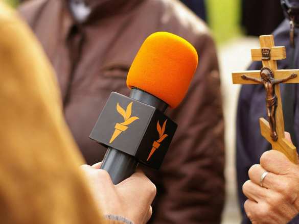 «Доходило до безумных мелочей»: Бывший сотрудник «Радио Свобода» рассказал о жесточайшей цензуре в холдинге | Русская весна