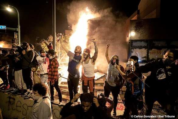 Чернокожие требуют $1 миллиард, изъять его предлагается у полиции | Русская весна