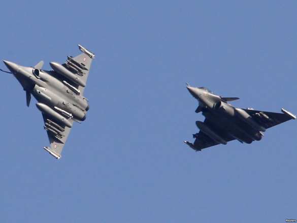 Самолеты НАТО нанесли удар по оставленной базе курдского ополчения, сражающегося против ИГИЛ в Сирии | Русская весна