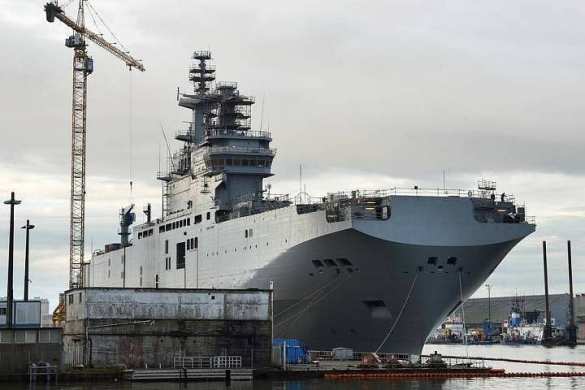 В США обвинили Россию в краже французского вертолётоносца | Русская весна