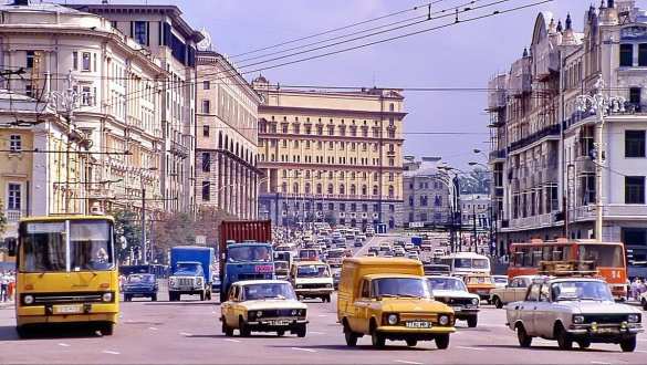 Россияне рассказали, как изменилась жизнь за 20 лет (ФОТО, ВИДЕО) | Русская весна