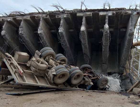 При обрушении моста в Смоленской области погибла женщина, несколько человек пострадали (ФОТО, ВИДЕО) | Русская весна