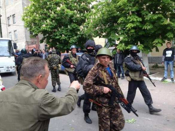 Обыкновенный фашизм: коммунист зверски замучен на блокпосту Нацгвардии в ДНР | Русская весна