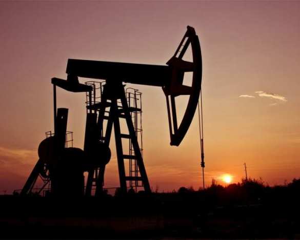 Число работающих нефтяных вышек в США снижается рекордными темпами | Русская весна