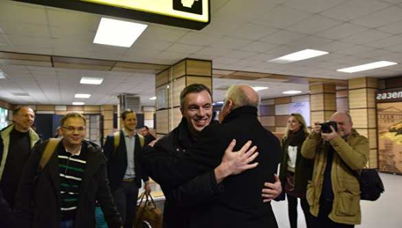 «Не подпадает под санкции», — Берлин о поездке немецких депутатов в Крым | Русская весна