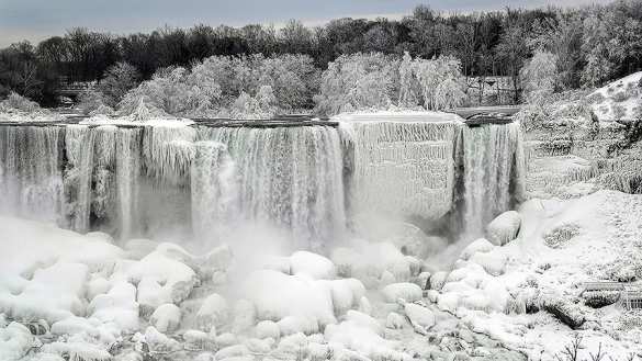 В США замёрз Ниагарский водопад (ФОТО, ВИДЕО) | Русская весна