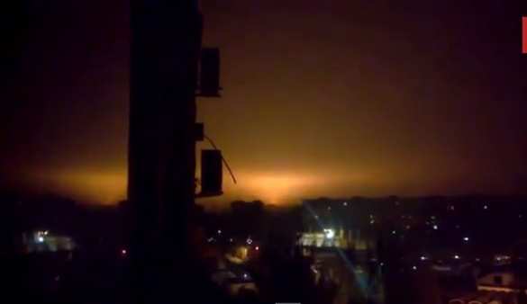 Военный обзор: к полуночи фашисты начали массированные обстрелы городов ДНР | Русская весна