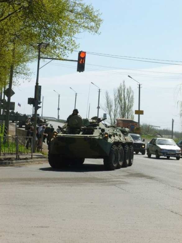 Источник в СБУ: военная операция в Славянске приостановлена из-за переброски к границам российских войск | Русская весна