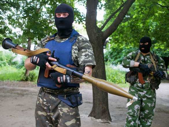 Бойцы горловского ополчения ДНР взяли под контроль здание СБУ в Макеевке | Русская весна