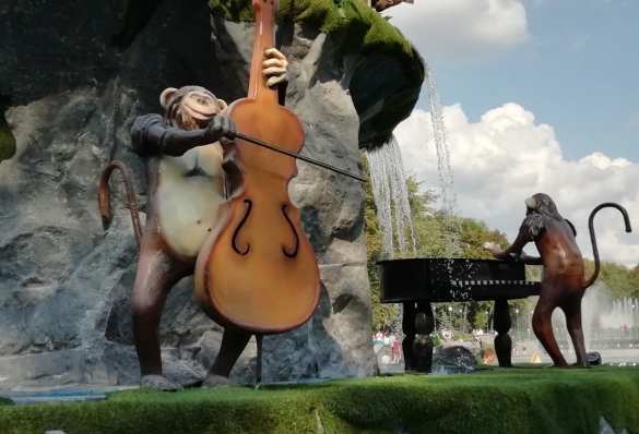 Создали не украинцы: Власти опозорились обезьяньим фонтаном в Харькове (ФОТО) | Русская весна